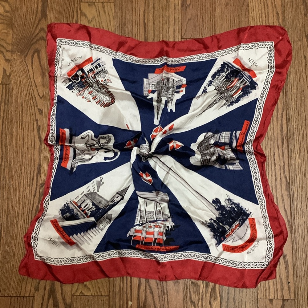 Foulard 25.5” Square Austrian Souvenir Silk Scarf Vintage Strießnig / Streissnig